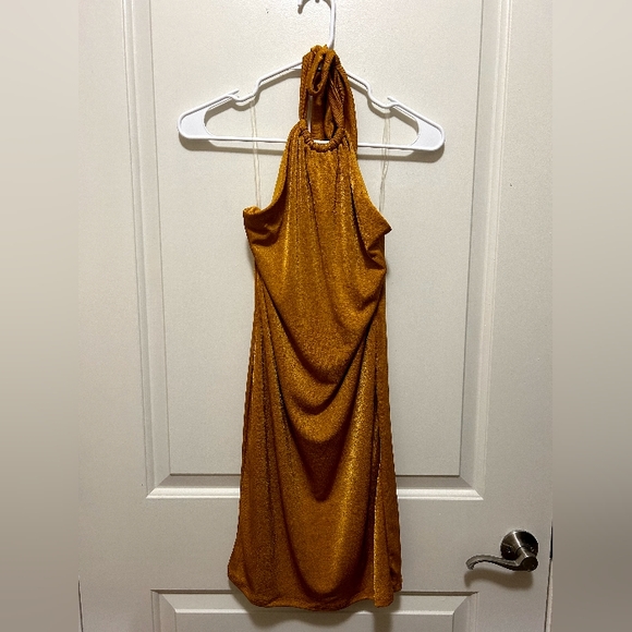 Dress - Picture 1 of 2